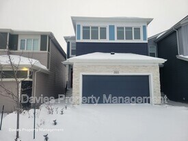 3213 Kulay Way SW in Edmonton, AB - Building Photo