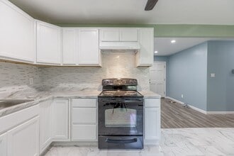 1803 Allen St in Greensboro, NC - Building Photo - Building Photo
