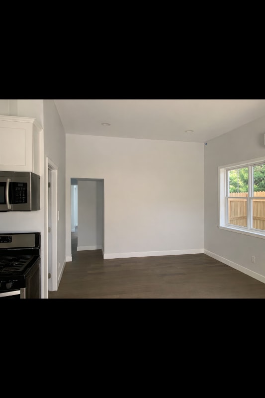 8456 Darby Ave in Los Angeles, CA - Foto de edificio - Building Photo