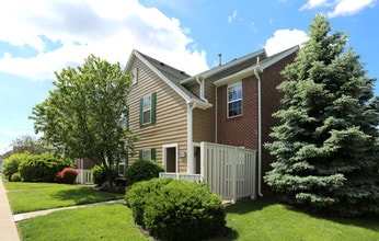 Wexford on the Green in Fairborn, OH - Foto de edificio - Building Photo