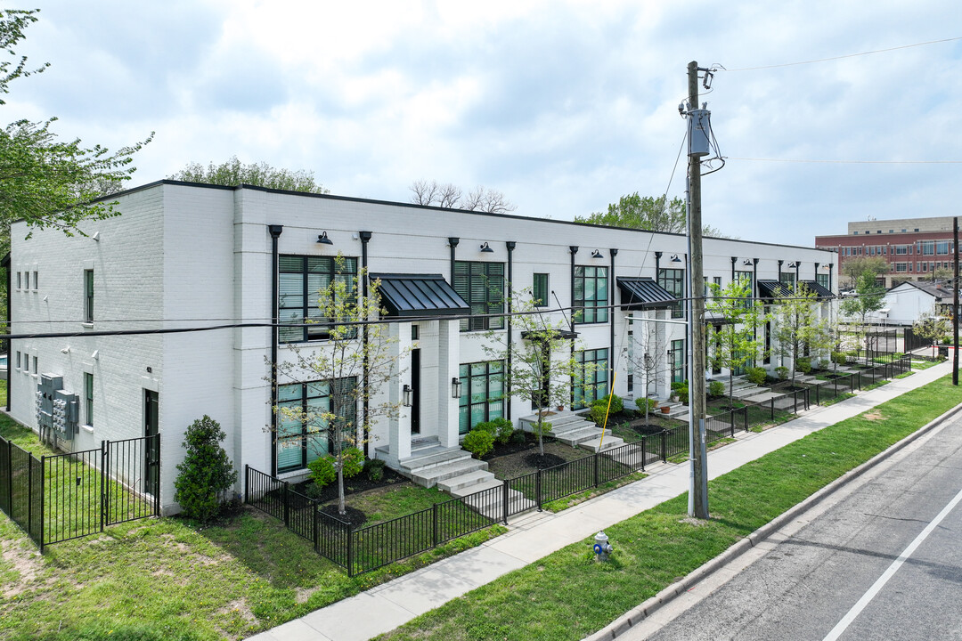 408 Dr Martin Luther King Jr Blvd in Waxahachie, TX - Building Photo