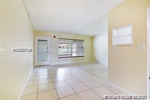 2901 NW 47th Terrace-Unit -347B in Lauderdale Lakes, FL - Foto de edificio - Building Photo