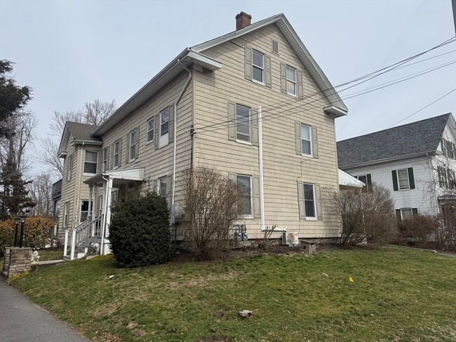 19 Harrison St in Taunton, MA - Building Photo - Building Photo