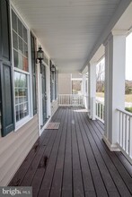25257 Doolittle Ln in Chantilly, VA - Building Photo - Building Photo