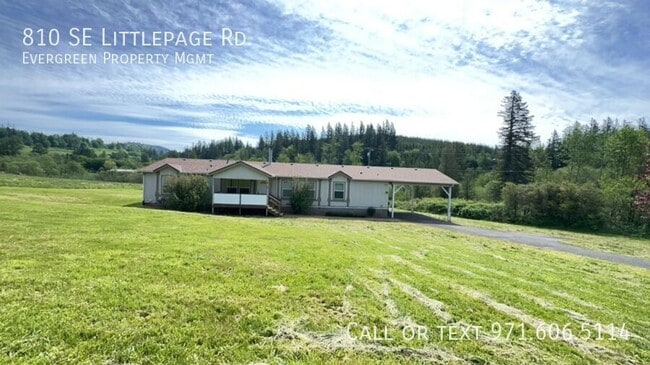 property at 810 SE Littlepage Rd