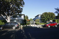 Santorini Villas in Sherman Oaks, CA - Foto de edificio - Building Photo