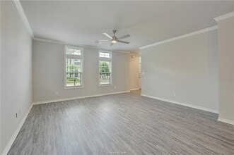 304 Poplar St in College Station, TX - Building Photo - Building Photo