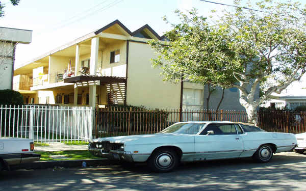 625 Walnut St in Inglewood, CA - Foto de edificio