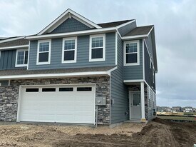17082 Dysart Pl in Lakeville, MN - Building Photo