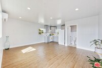 1826 E Kay St photo'