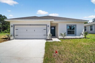 89 Fairway Cir in Umatilla, FL - Building Photo
