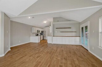 306 Crowe Dr in Euless, TX - Building Photo - Building Photo