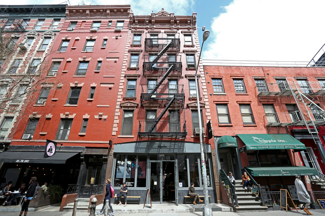 159 Prince St in New York, NY - Building Photo - Building Photo