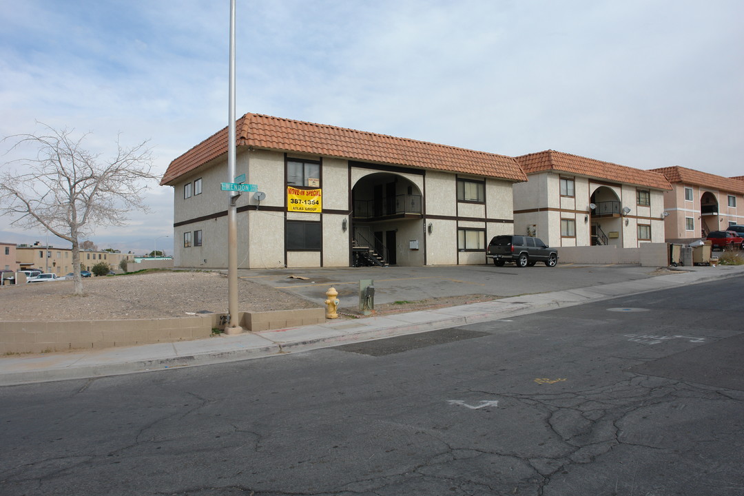 6917 Mendon Ln in Las Vegas, NV - Building Photo