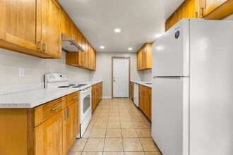 9814 Lawndale Ave SW in Lakewood, WA - Building Photo - Building Photo