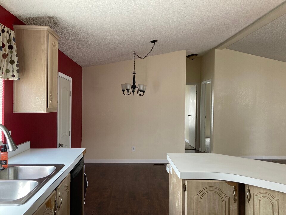5021 N Pinon Dr in Prescott Valley, AZ - Building Photo