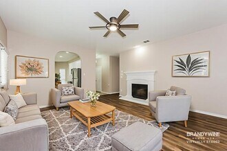 14105 Silkwood Dr in Haslet, TX - Foto de edificio - Building Photo