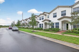 26437 SW 149th Ave in Naranja, FL - Building Photo - Building Photo