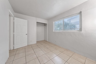 1210 NW 2nd St in Fort Lauderdale, FL - Building Photo - Building Photo