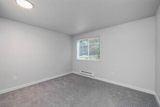 Westvue Apartments in Woodinville, WA - Foto de edificio - Interior Photo