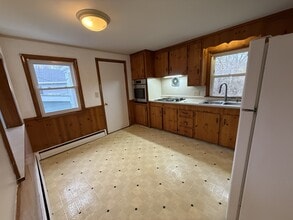 63 Vera St in Portland, ME - Building Photo - Building Photo