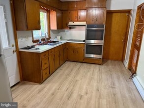 13994 Burntwoods Rd in Glenelg, MD - Building Photo - Building Photo