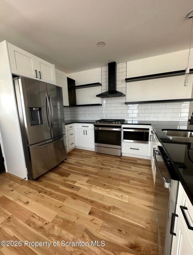 200 Oak St in Old Forge, PA - Building Photo - Building Photo