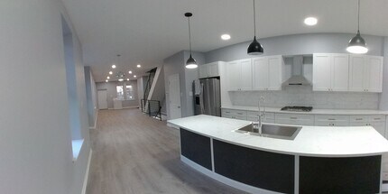 29 W Logan St in Philadelphia, PA - Building Photo - Building Photo