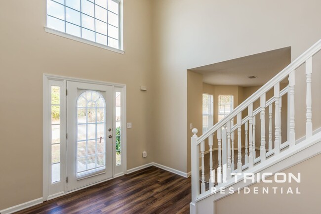 1913 Boulder Gate Dr in Ellenwood, GA - Foto de edificio - Building Photo