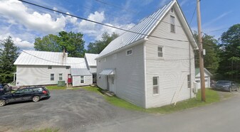 224 Rainbow St in Royalton, VT - Building Photo