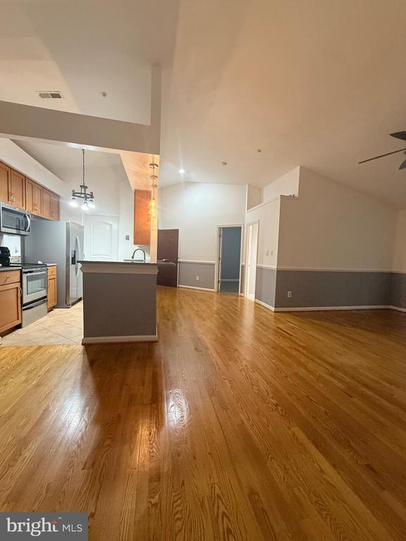 3315 Sir Thomas Dr in Silver Spring, MD - Building Photo - Building Photo
