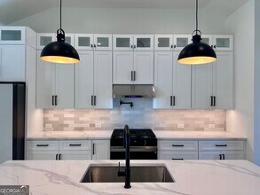 5140 Tilly Mill Rd in Dunwoody, GA - Building Photo - Building Photo