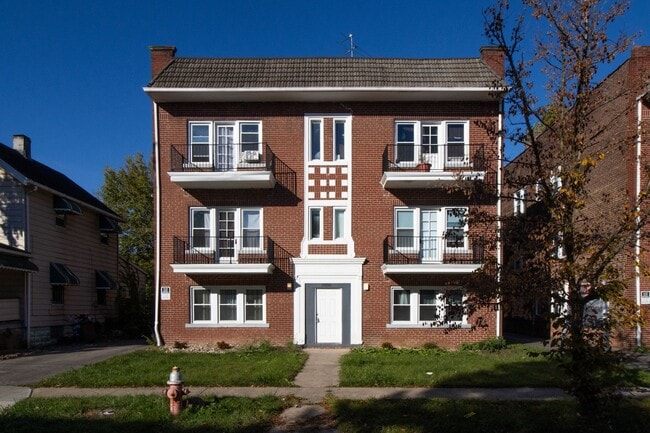 property at 3300 E 149th St