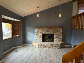 9612 Newhaven Loop in Anchorage, AK - Building Photo - Building Photo