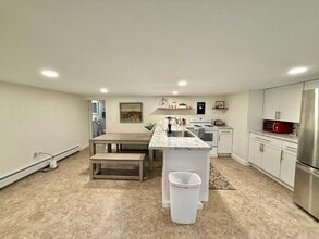 8 Hanson Dr in Topsham, ME - Building Photo - Building Photo