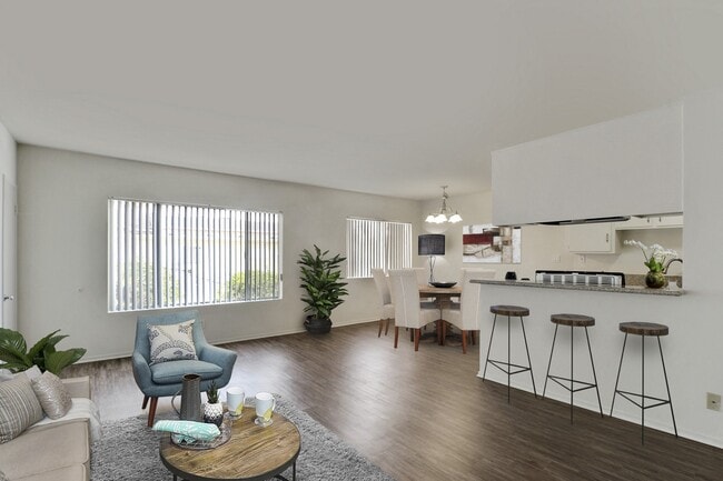 3585 Centinela in Los Angeles, CA - Building Photo - Building Photo