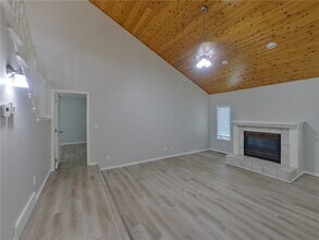 209 Greenbriar Ln in Buffalo, MN - Building Photo - Building Photo