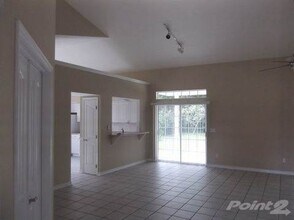 162 Barrington Dr in Palm Coast, FL - Building Photo - Building Photo