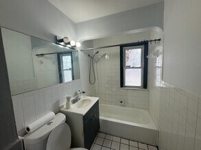 16687 Collingham Dr in Detroit, MI - Building Photo - Building Photo