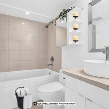 1212 Howe St in Vancouver, BC - Building Photo - Building Photo