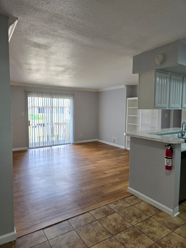 property at 4747 Allendale Rd