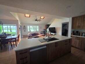 3425 Timberwood Cir in Naples, FL - Building Photo - Building Photo