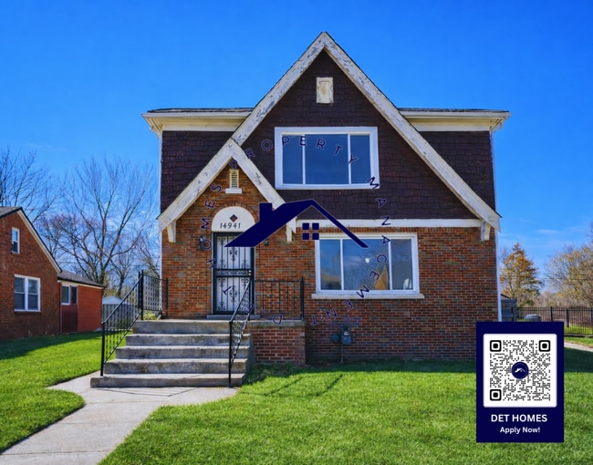 property at 14941 Robson St