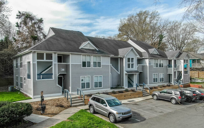 Willow Bend Apartments in Durham, NC - Building Photo - Building Photo