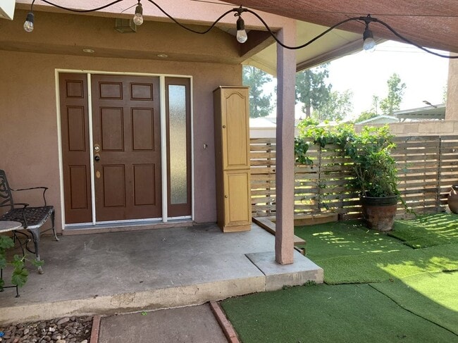 property at 1039 Barston Ave