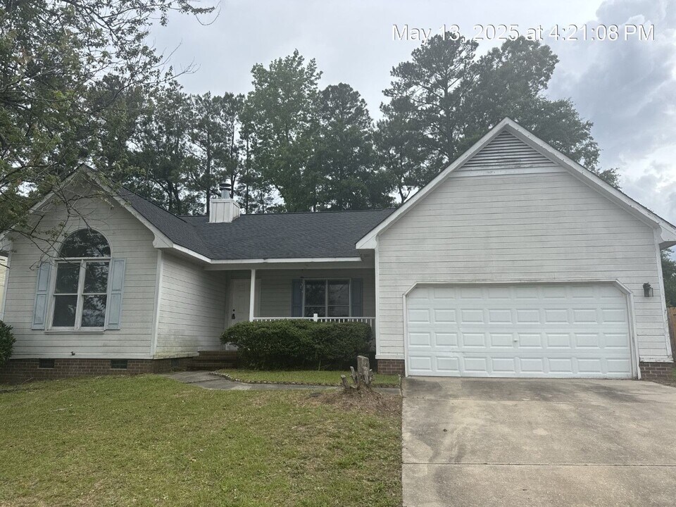 1222 Skyline Dr in Fayetteville, NC - Building Photo