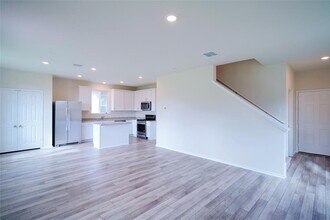 240 Cherry Vine Dr in Buda, TX - Building Photo - Building Photo