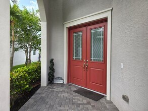 16007 Whippoorwill Cir in Westlake, FL - Building Photo - Building Photo