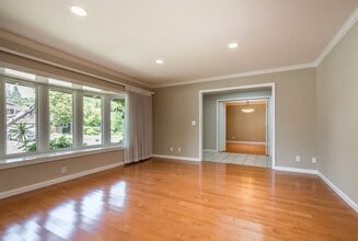 1082 Eastwood Ct in Los Altos, CA - Building Photo - Building Photo