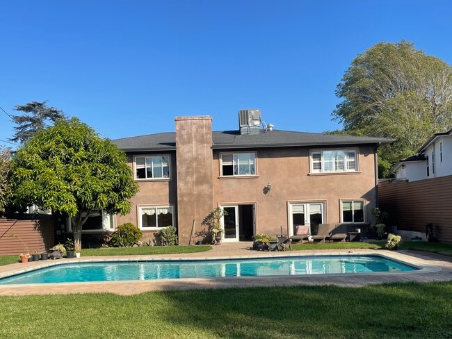 property at 5327 Valley Ridge Ave